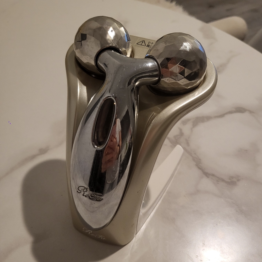 ReFa carat